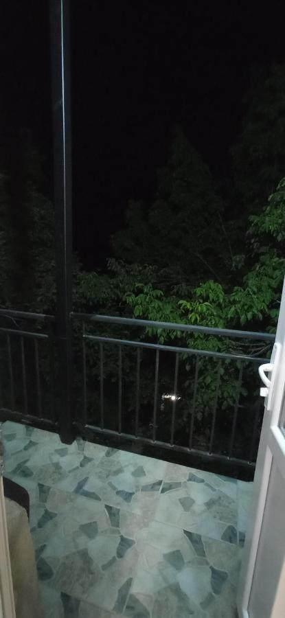 Hotel Posta Khulo Bagian luar foto