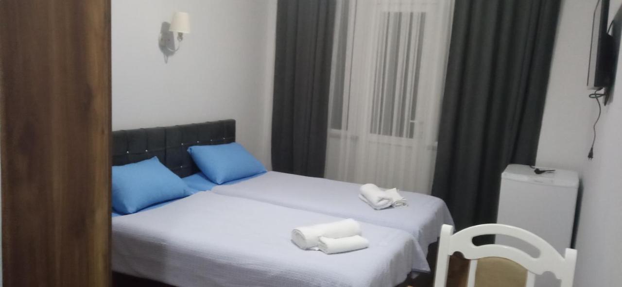 Hotel Posta Khulo Bagian luar foto